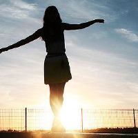 美丽悲伤的句子,美丽悲伤的图片大全