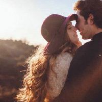 关于幸福的句子:幸福,是灵魂的醉酒