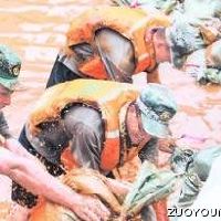 快看!抗洪救灾标语宣传振奋人心!