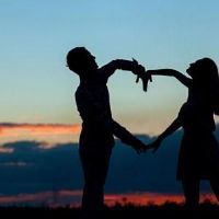 四个字很文艺的情侣网名(精选30个)